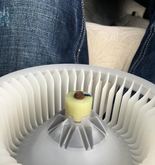空调发出打鼓声的原因及解决办法（探究空调噪音问题）