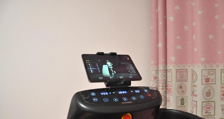 解决小型跑步机无声音的问题（让运动更静谧舒适的小型跑步机调整方法）