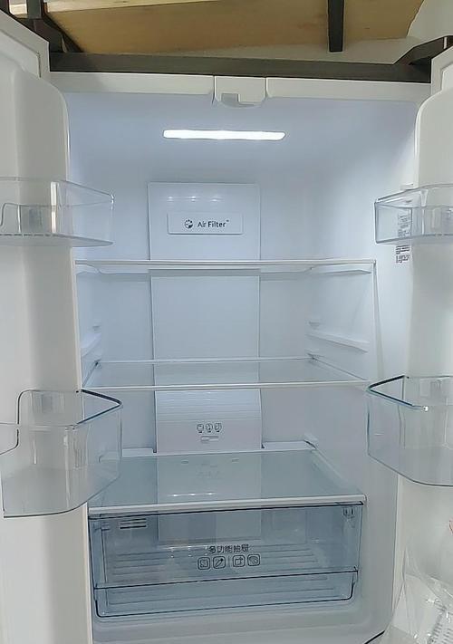 如何解决新飞冰箱风扇不转的问题（掌握关键技巧）
