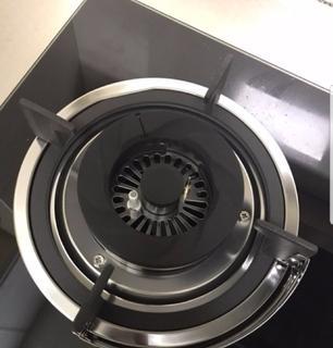 如何正确清洗华帝燃气灶（简单有效的清洗方法让燃气灶焕然一新）