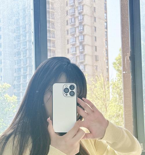 苹果手机纯白色手机壳哪里有卖？价格是多少？