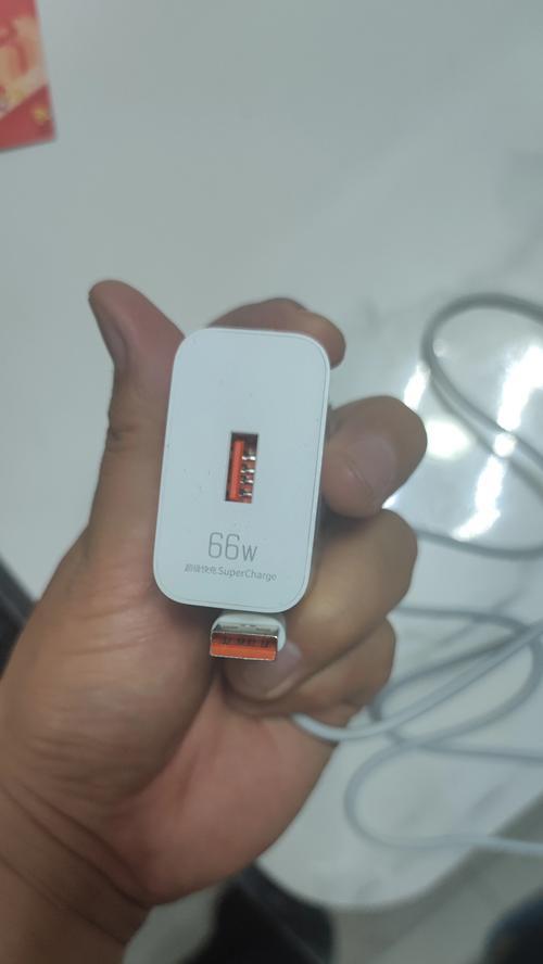 手机充电器线头裂开会有什么后果？如何处理这种情况？