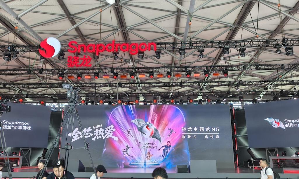 游戏之外，芯片巨头不小心露出了第三增长曲线