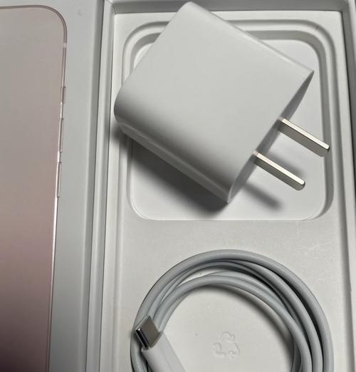 iPhone13充电头多少瓦（充电头瓦数解析）